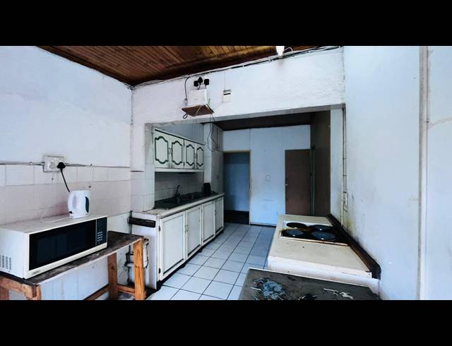 7 BEDROOM HOUSE FOR SALE IN VANDERBIJLPARK CW 2